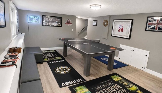 Foxboro Game Day Retreat Near Gillette Stadium