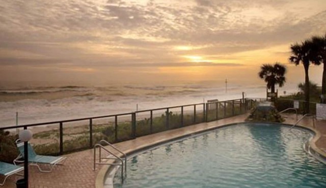 Gorgeous Oceanview Condo