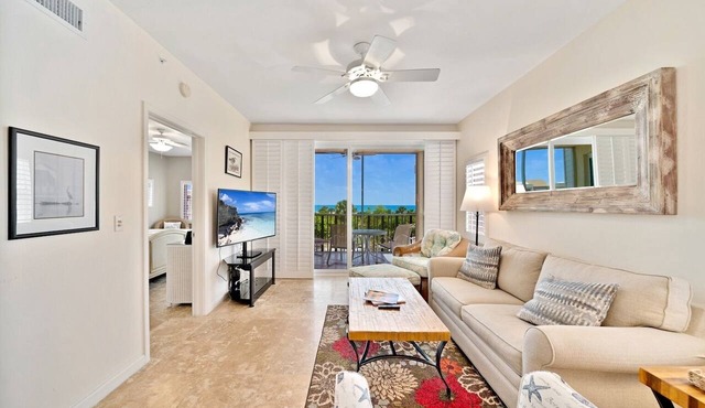 Gulf-Front Comfort at Shell Island Beach Club 7B