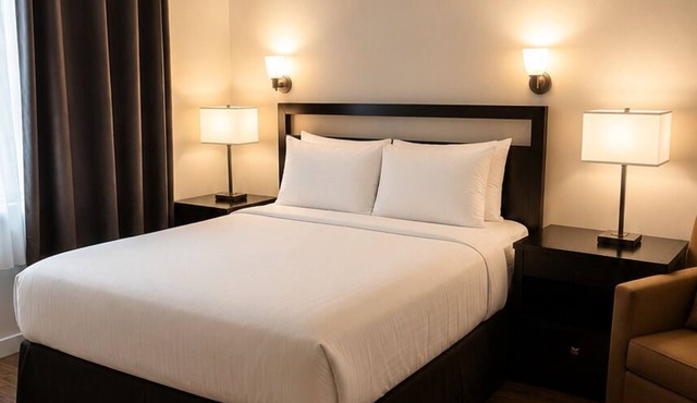 H & H Motor Lodge