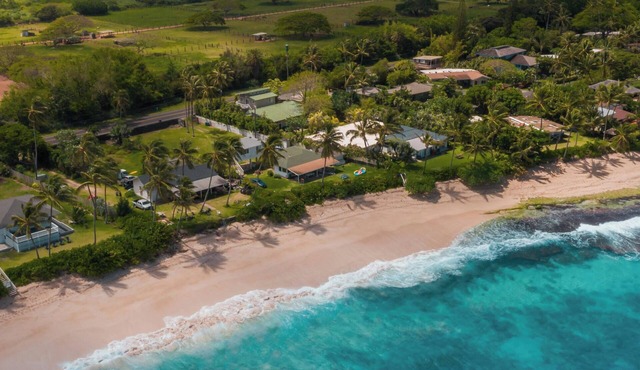 Hale Kekana, 7BR Beachfront Estate