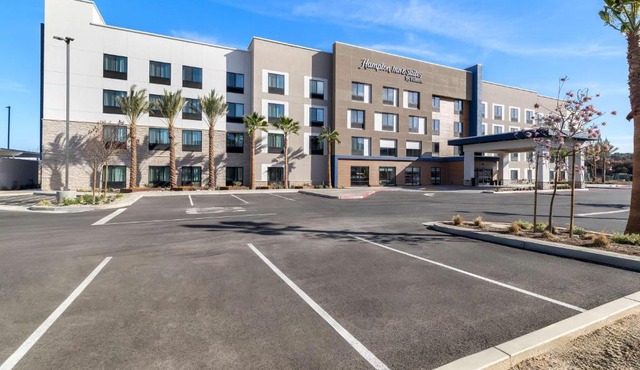 Hampton Inn & Suites Corona, Ca