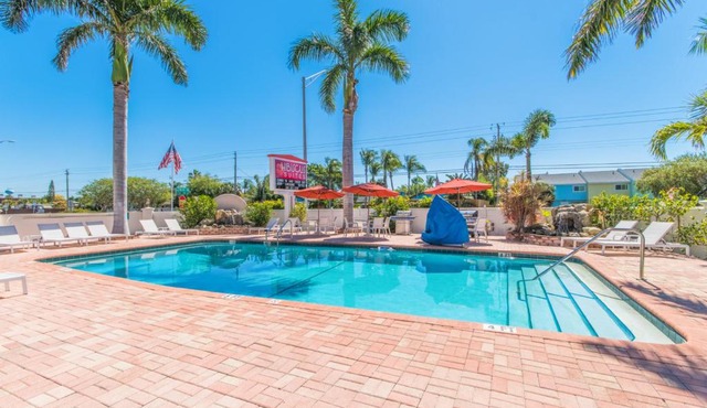 Hibiscus Suites - Sarasota