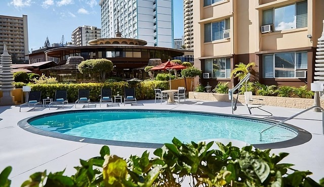 High Floor City View Two Queens, Elevated Pool Views, Peaceful Koi Gardens