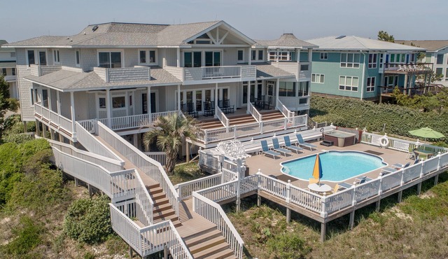 Hobbs Realty - Oceanfront with Heated Pool, Elevator, and Hot Tub