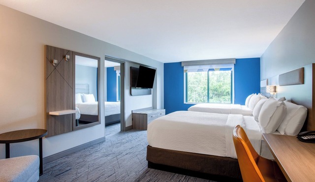 Holiday Inn Express & Suites Bradenton East-Lakewood Ranch by IHG