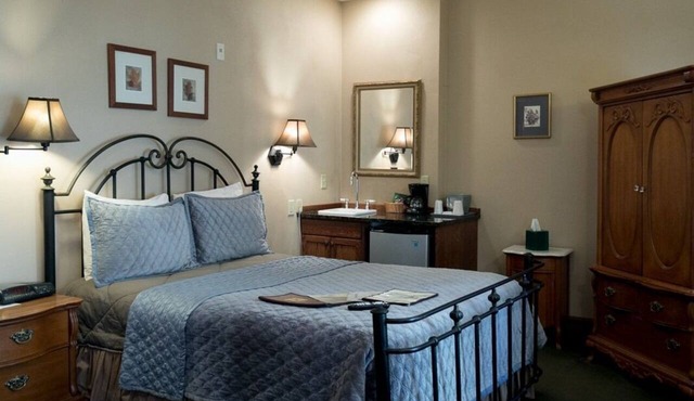 Hotel Ruby Marie in Madison