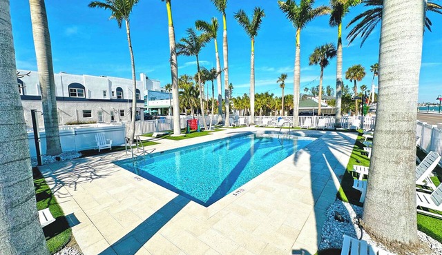 La Tortuga Historic Downtown Pass A Grille St Pete Beach 6