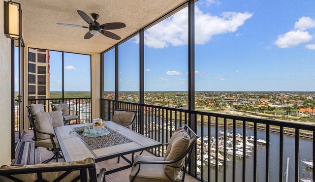 Luxurious High-Rise Haven with Balcony - Condo Cape Escape - Roelens Vacations