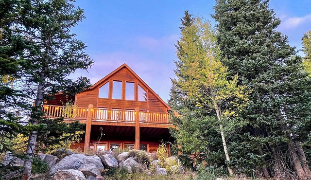 Luxury Home w/Hot Tub and Epic Views less than 21 mi to Breck - Placer Valley Vista