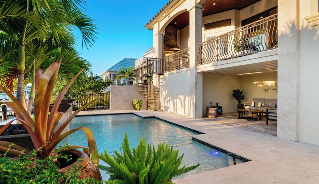 Luxury Waterfront Home Heated Pool Gulf Access Dock Near Beach