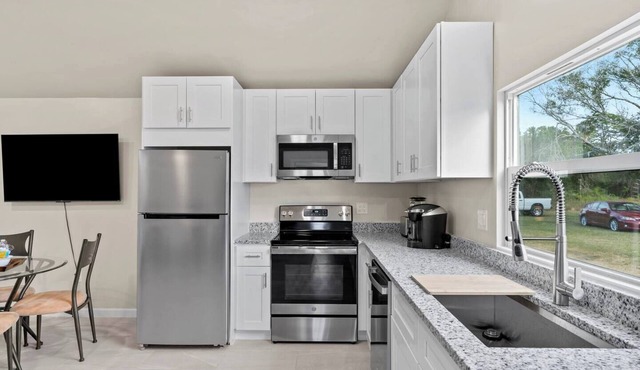 Manasota Key Beach Sleeps 10 on 9.5 Acres