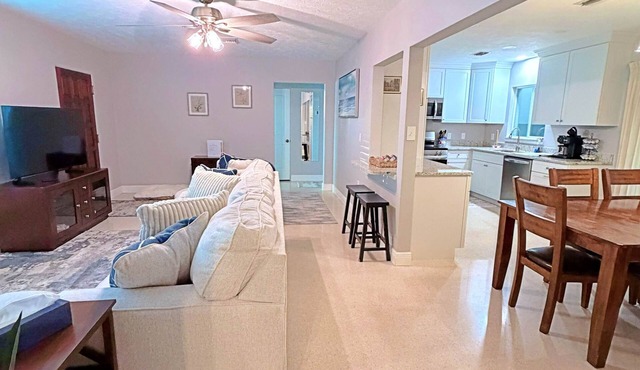 Manatee River Bungalows - 2