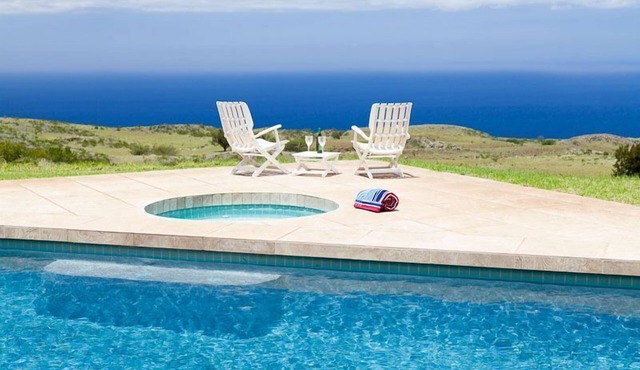 Mango Sunsets: Gorgeous Oceanview Estate w/Private Pool, Spa & AC
