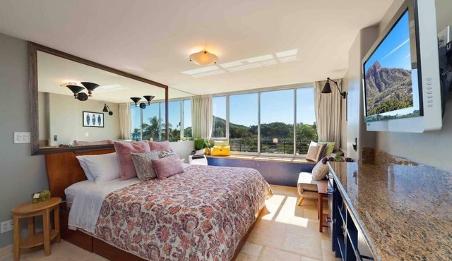 @ Marbella Lane - Waikiki Studio | Beach 15 Steps