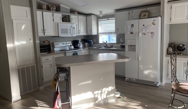 Minutes from Sanibel Island and Fort Myers Beach
