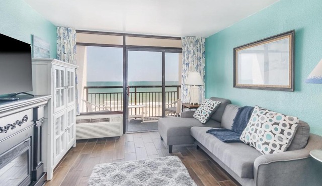 Neat Retreat & Monterey Bay