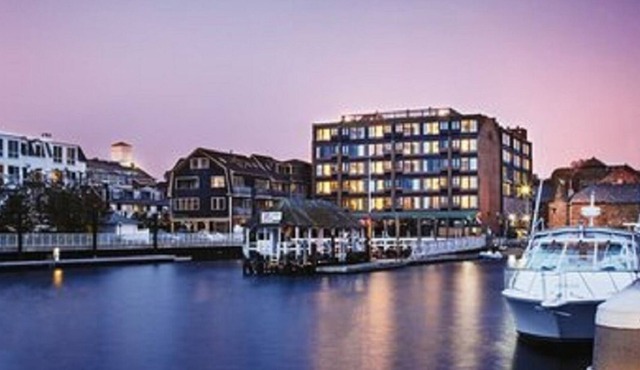 Newport,RI Inn on Harbor Rentals 1BR