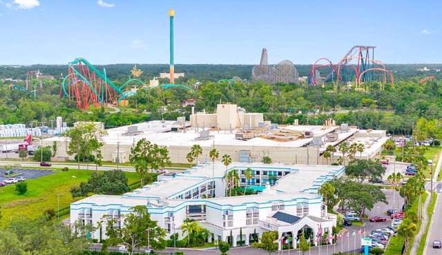 OASIS BAY SUITES, Tampa, Busch Gardens, USF