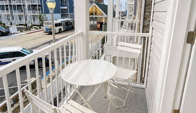 Ocean City Family Escape 3 Private Suites 5 Min Walk to Beach Sleeps 10