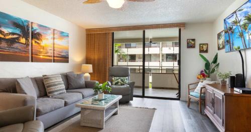 Oceanfront Condo 117 in Kailua-Kona