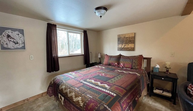 Peaceful 1-bedroom cabin in charming Talkeetna perfect for getaway