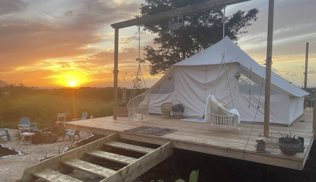 Peaceful Glamping tent on Farm w/ocean views