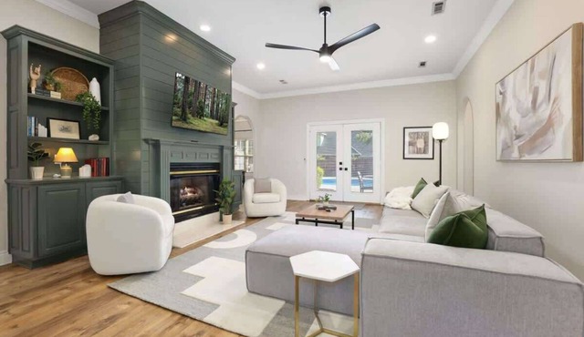 Poolside Place - Game Room - MTB-Friendly