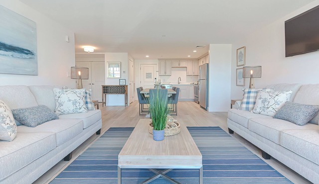 Premium Ocean View Condo (1,100S.F.)