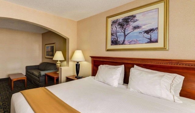 Quality Inn Spring Mills - Martinsburg North