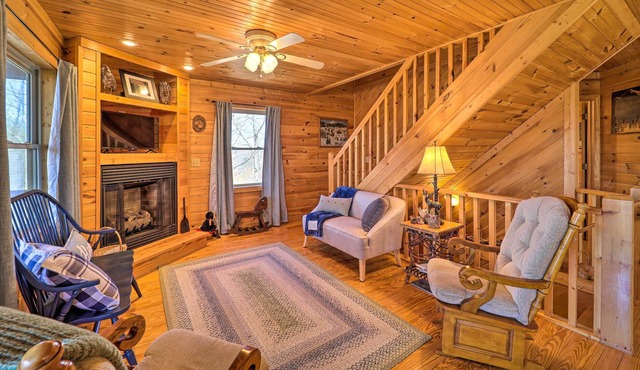 Rustic Purlear Cabin w/ Mtn Views & Game Room in Purlear