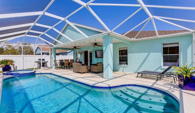Saltwater Pool & Spa at Home in Bradenton