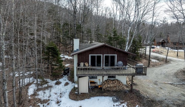 Scenic Okemo Area Getaway with Mountain Views in Ludlow Vermont