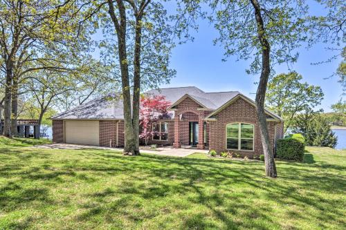 Serene Lakefront Retreat w/Dock in Duck Creek!
