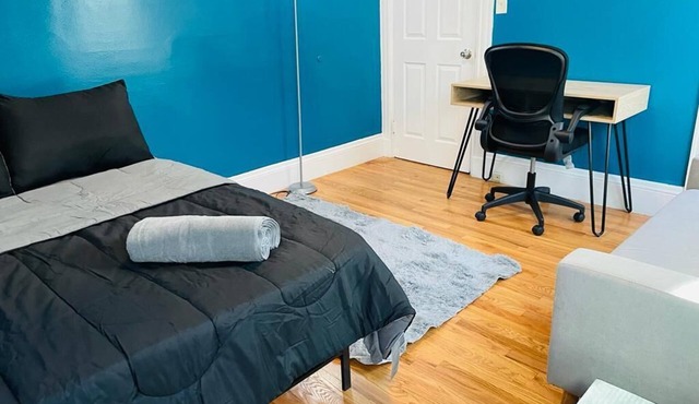 Spacious 4-bedroom apartment with AC, WiFi in charming Boston