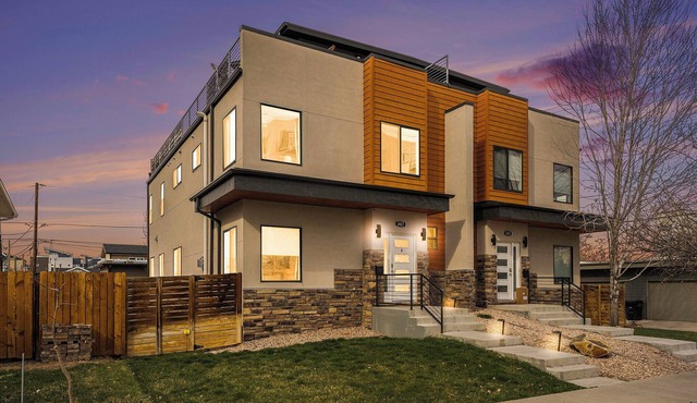 Spacious Denver Home with Hot tub and Rooftop