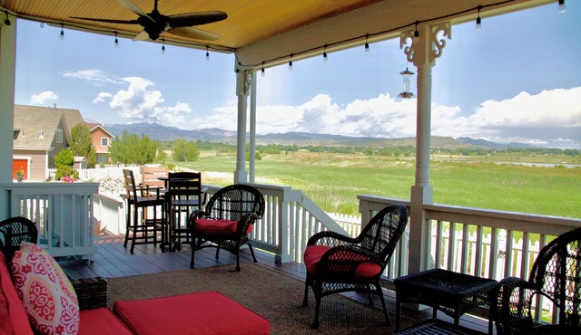 Spacious Home on Lake w/Rocky Mountain Views - 15 Min to Boulder