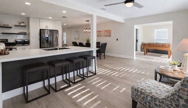 Spacious Updated 7 Min to Beach. Loaded w/amenities Private and fenced yard PETS