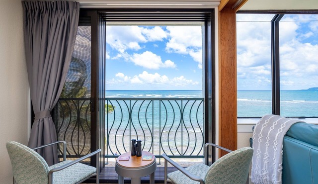 Sunset Shores - Waialua Oceanfront Retreat - 90 Day Rental