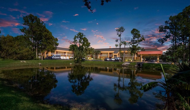 SureStay Hotel by Best Western St. Pete Clearwater Airport