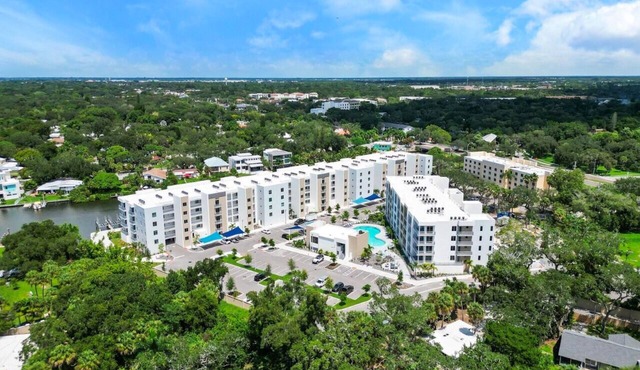 The Strand of Sarasota FL 214