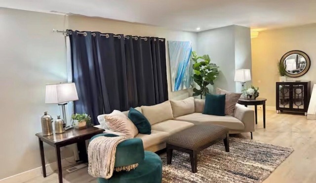 Trilevel House, Comfortable and Cozy