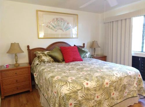 Unit 17 Large 1 Bed 1 Bath Condo Ocean Views