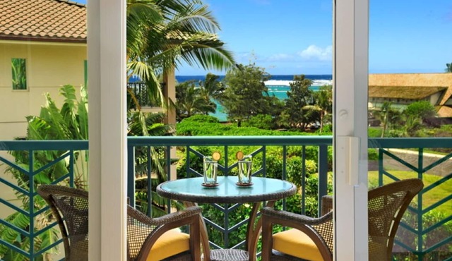 Waipouli Beach Resort Penthouse Beautiful Oceanview Aloha!