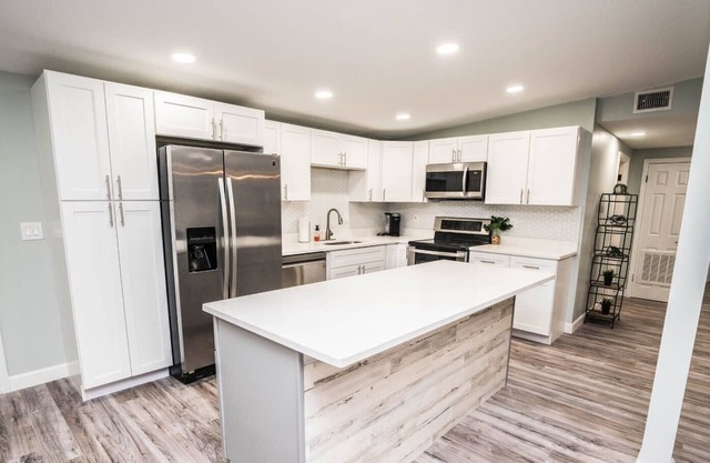 South Tampa Remodeled Home near MacDill AFB