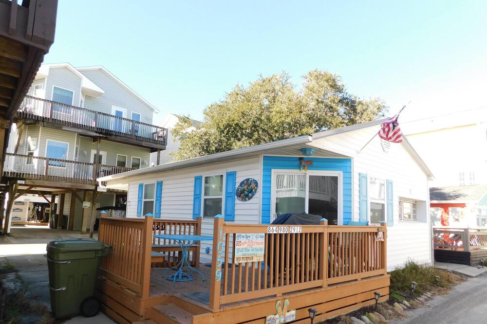 Surfside Beach Cottage | Ocean Lakes site 1059, just steps to the ocean
