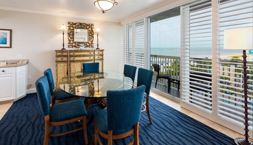 Photo of Livingroom in St. Pete Beach