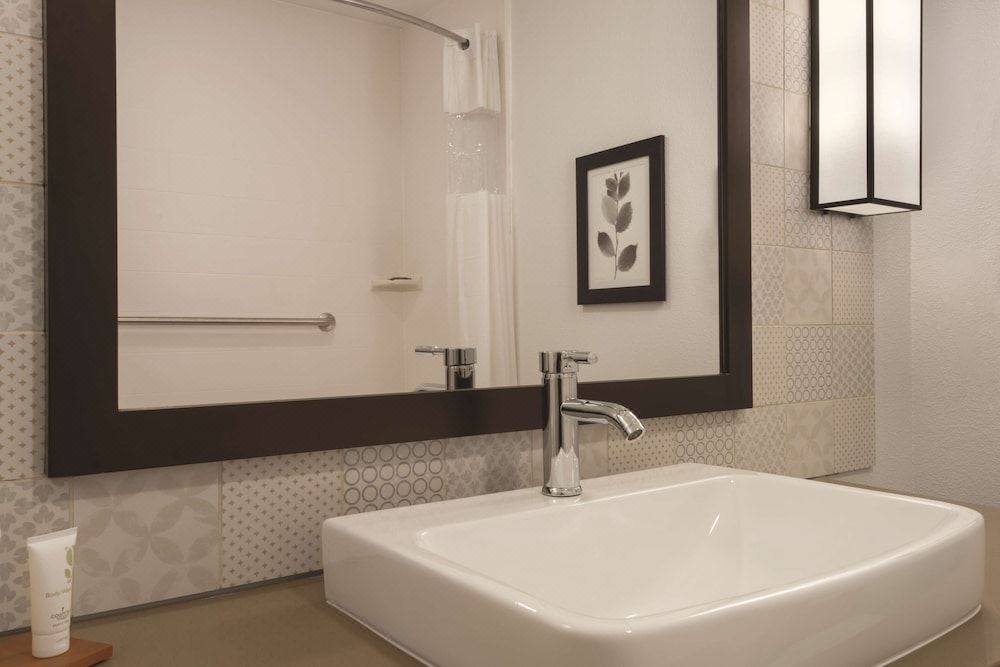 Photo of Bathroom in Central Oklahoma City