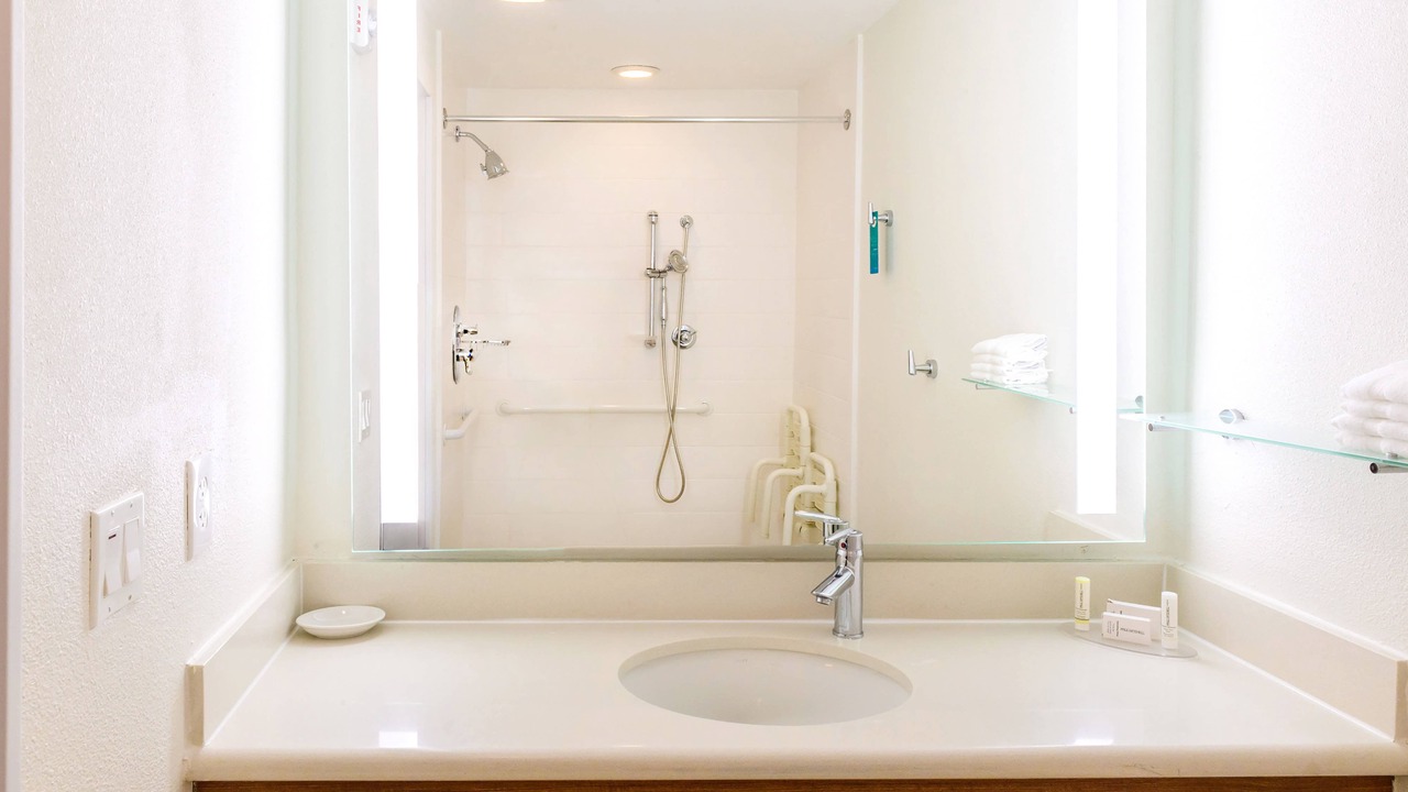 Photo of Bathroom in El Lago