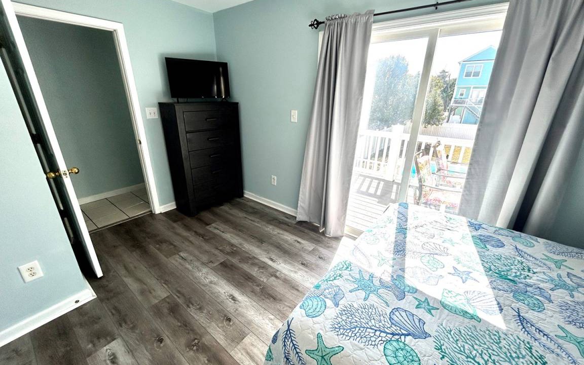 Photo of Bedroom in Surfside Beach